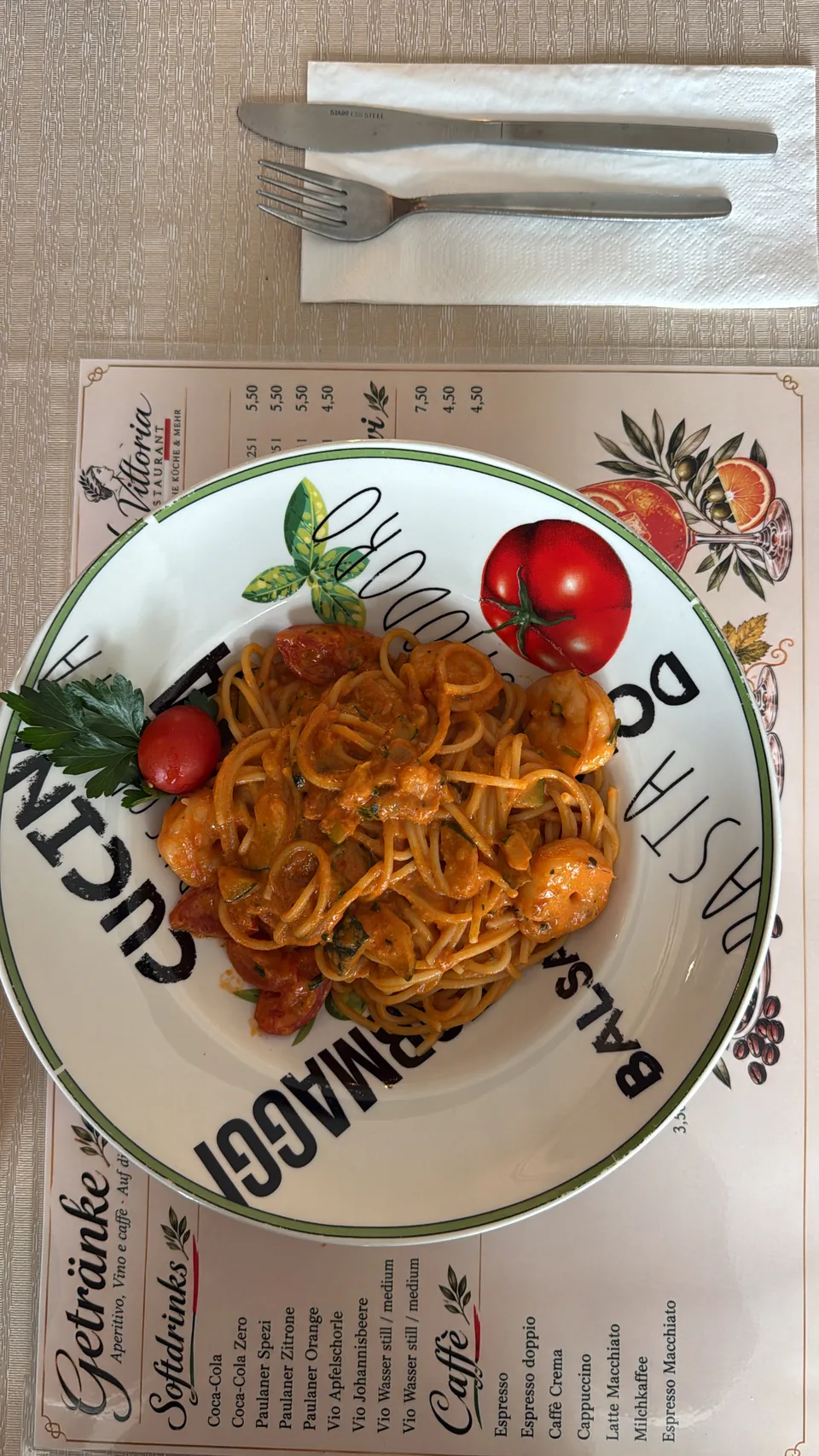 Pasta mit Garnelen in cremiger Sauce