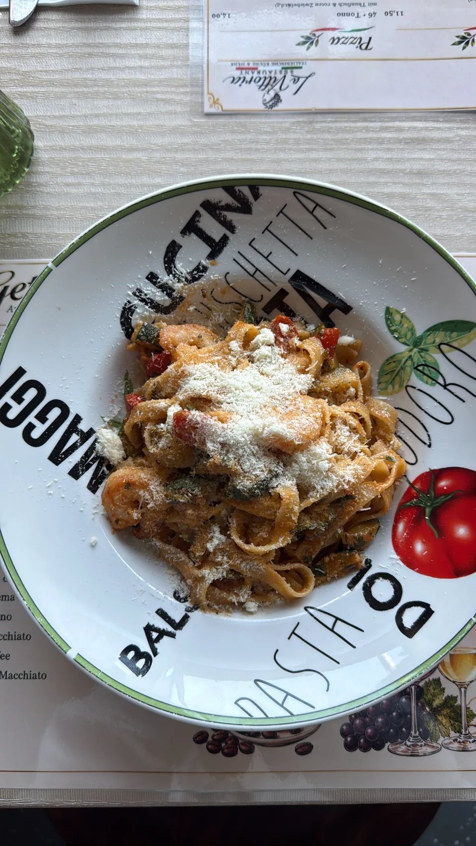 Frische Pasta mit Gemüse